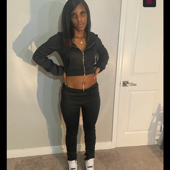 Come through and chill set - Picture 1 of 2